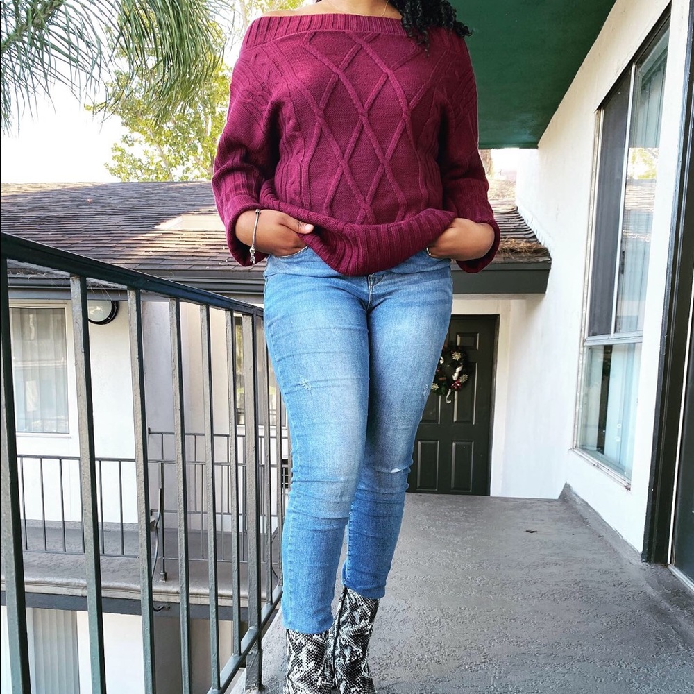 Off the Shoulder Oversized sweater-wine - Picture 5 of 7